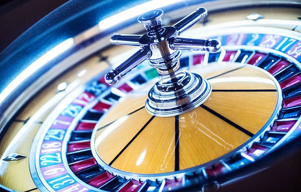 nagakoin mobile app interface showing slots and live tables on Android and iOS devices